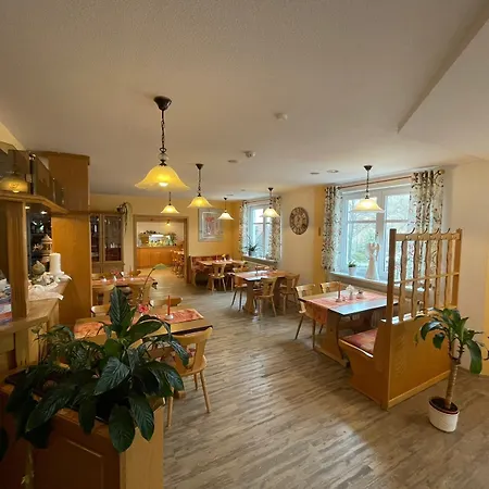 & Restaurant Landgasthaus Zander מלון בלאנקנבורג