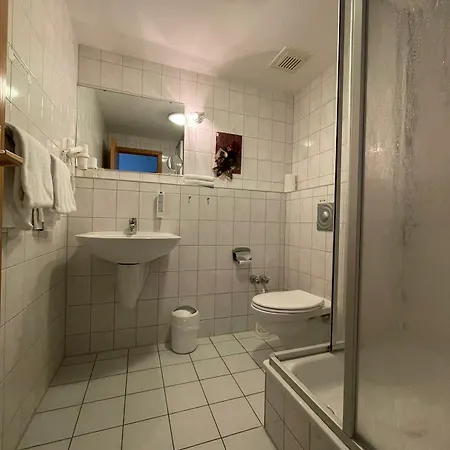 & Restaurant Landgasthaus Zander מלון בלאנקנבורג