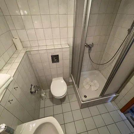 & Restaurant Landgasthaus Zander מלון 3*