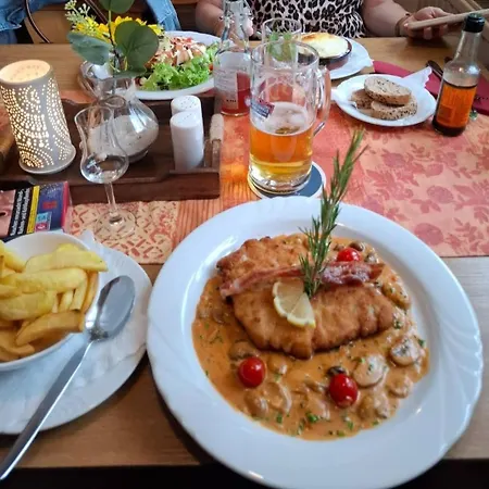 & Restaurant Landgasthaus Zander Blankenburg (Harz)