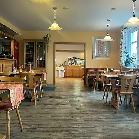& Restaurant Landgasthaus Zander בלאנקנבורג