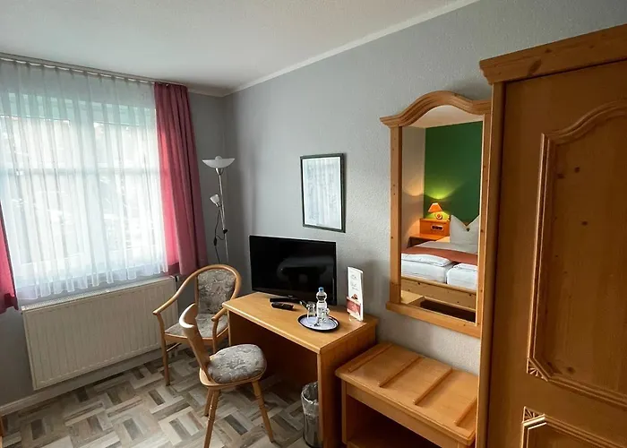 Landgasthaus Zander فندق 3*